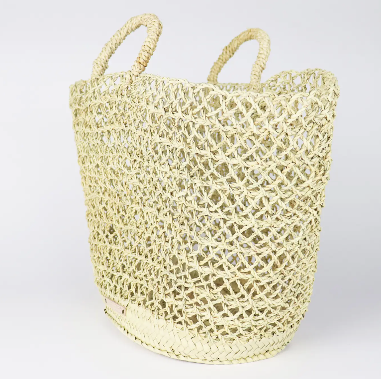 Basket in Open Weave Straw