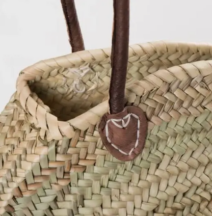 Round Wicker Basket w /  Leather Handle