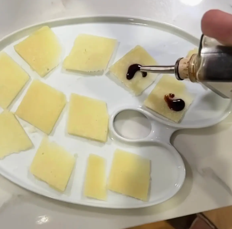 Organic Extra Virgin Olive Oil & Aged Balsamic Vinegar Set